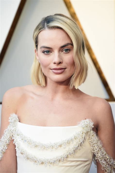 margot robbie all white chanel